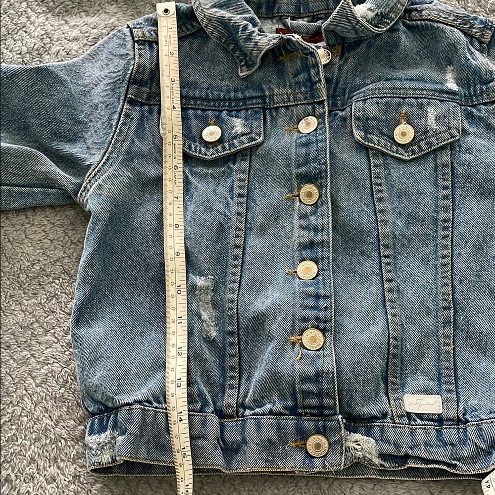 Distressed Jean Jacket - Picture 6 of 7